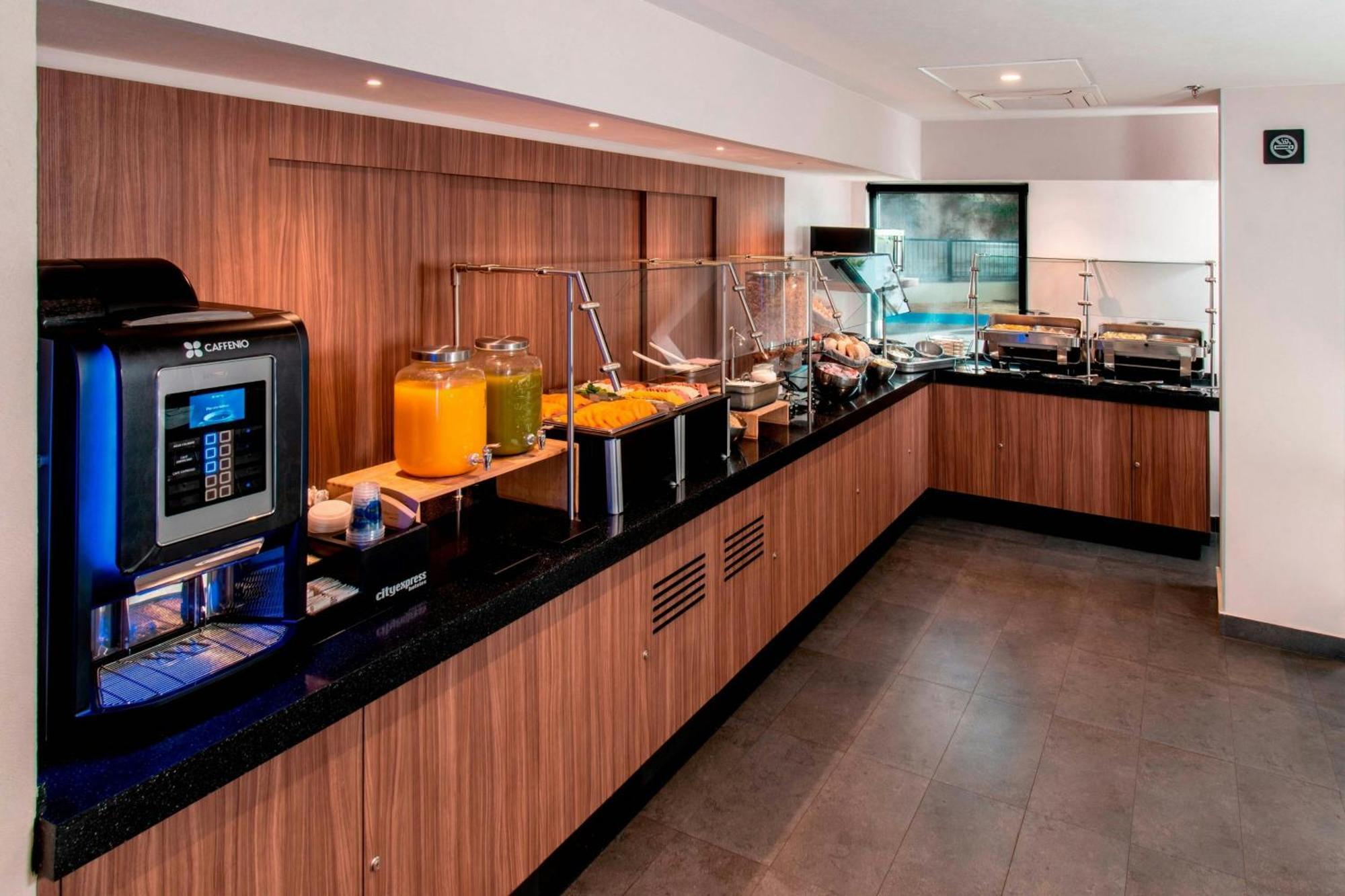 City Express By Marriott Chihuahua Bagian luar foto